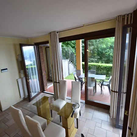 Apartment By Lake Maggiore With Pool, Cleaning Included Appartement Oggebbio