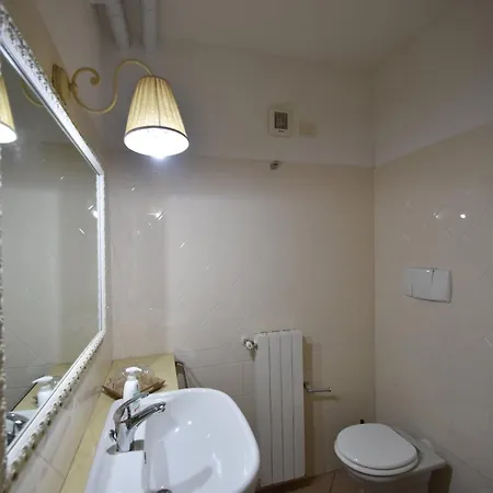 Apartment By Lake Maggiore With Pool, Cleaning Included Oggebbio