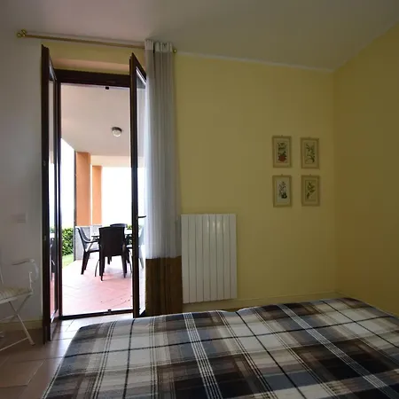 Appartement Apartment By Lake Maggiore With Pool, Cleaning Included *